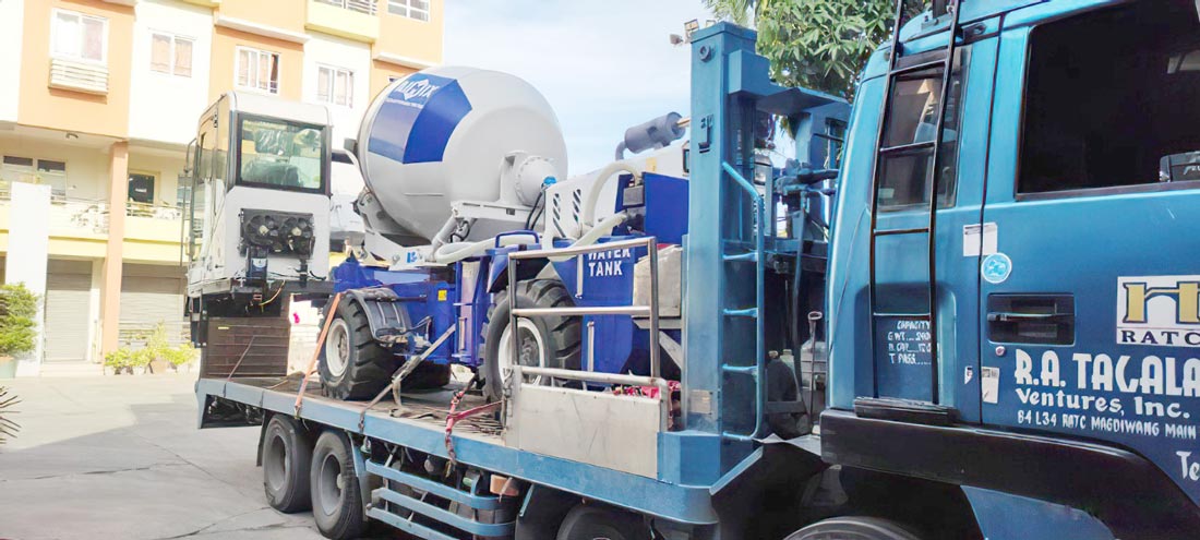 AS1.8 self loading mixer in the Philippines